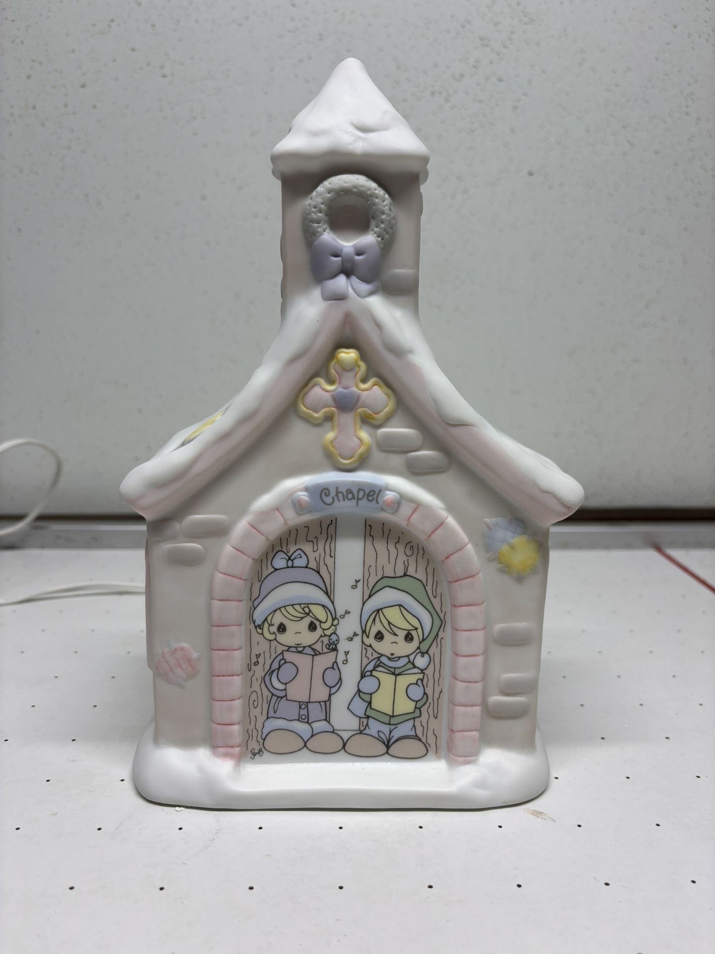 Precious Moments: Home For The Holidays Collection Lighted Chapel (1995)