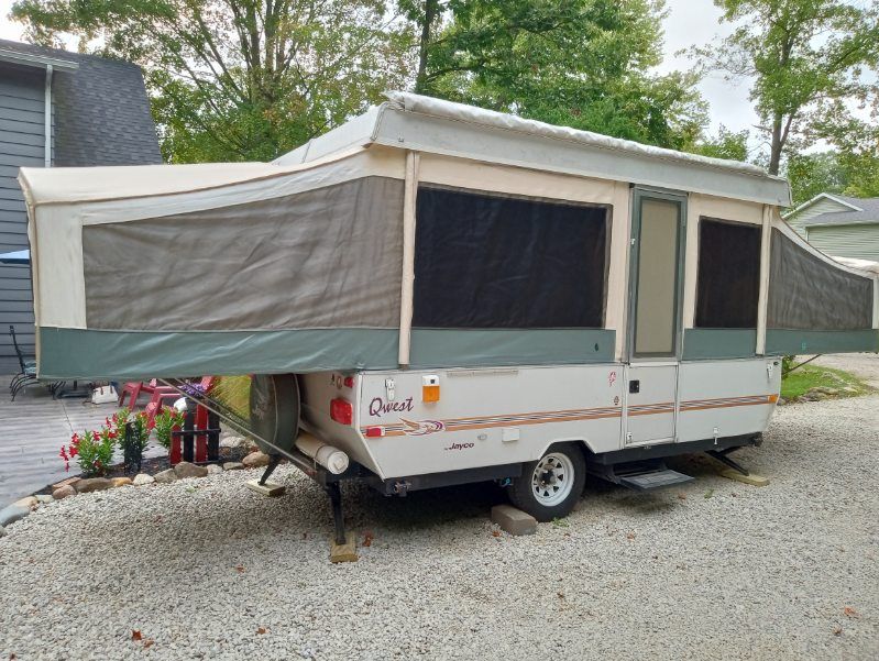 2001 Jayco Qwest pop up camper for Sale in Norton, OH OfferUp