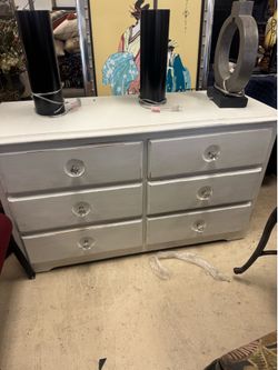 Distressed six drawer dresser - 50” x 18”
