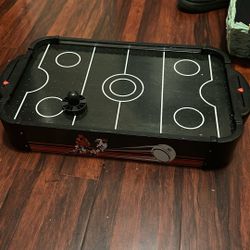 Works Does Not Come With Batteries Only Has One Has No Hockey Puck, And Works Perfectly Fine. Fan Works As Well.