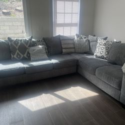 Used Clean Sectional Sofa