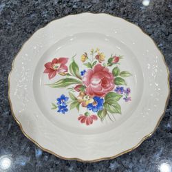 Vintage Golden Floral By Nasco China Plate With Gold trim. Size 9 Inches Wide. ,Preowned Good Condition