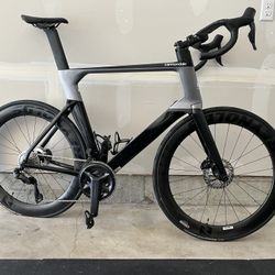 Cannondale System Six - New Ultegra Di2 Groupset 62cm