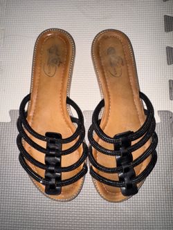 Sandles