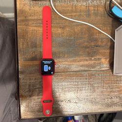 Apple Watch Red Series 8 41ml