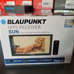 NEW DOUBLE DIN WITH BLUETOOTH 