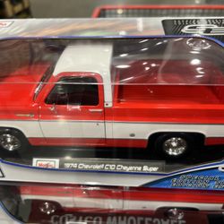 Toy Chevy 1974 C10 Toy Car 1/18 New 