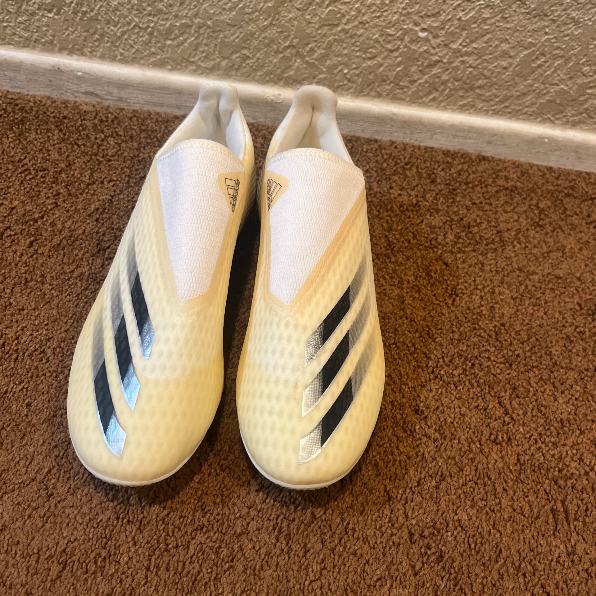 Adidas X Ghosted + FG White Metallic Gold Melange Size 9
