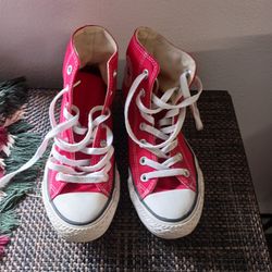 Converse womens size 5.5