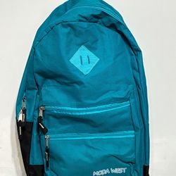 Beautiful blue Moda West backpack mint condition  