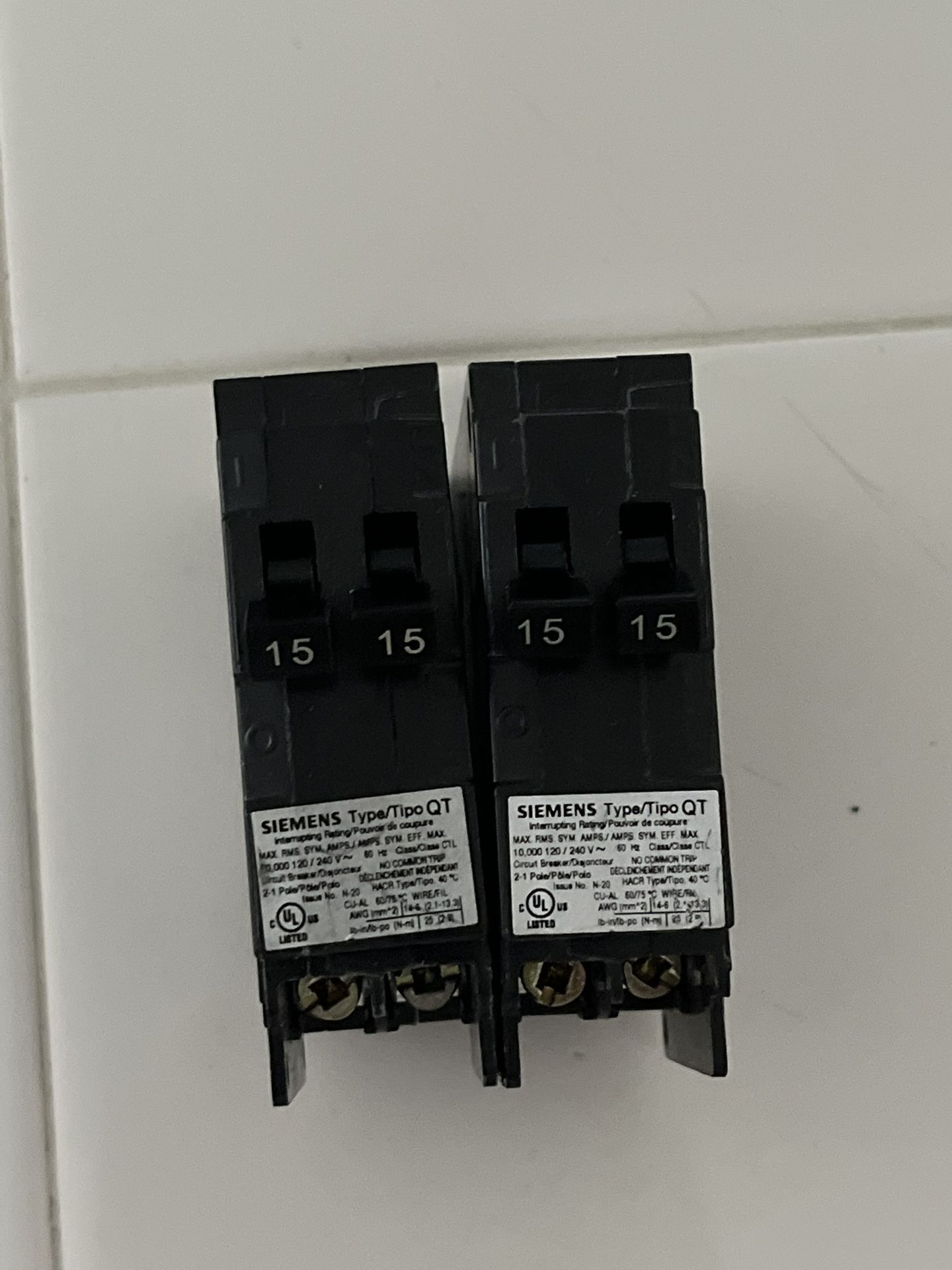 Siemens ITE Q1515NC 15A 120V Twin Tandem Circuit Breaker
