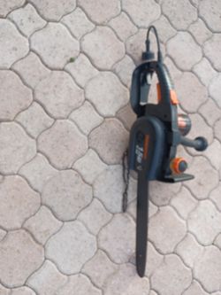 Chainsaw