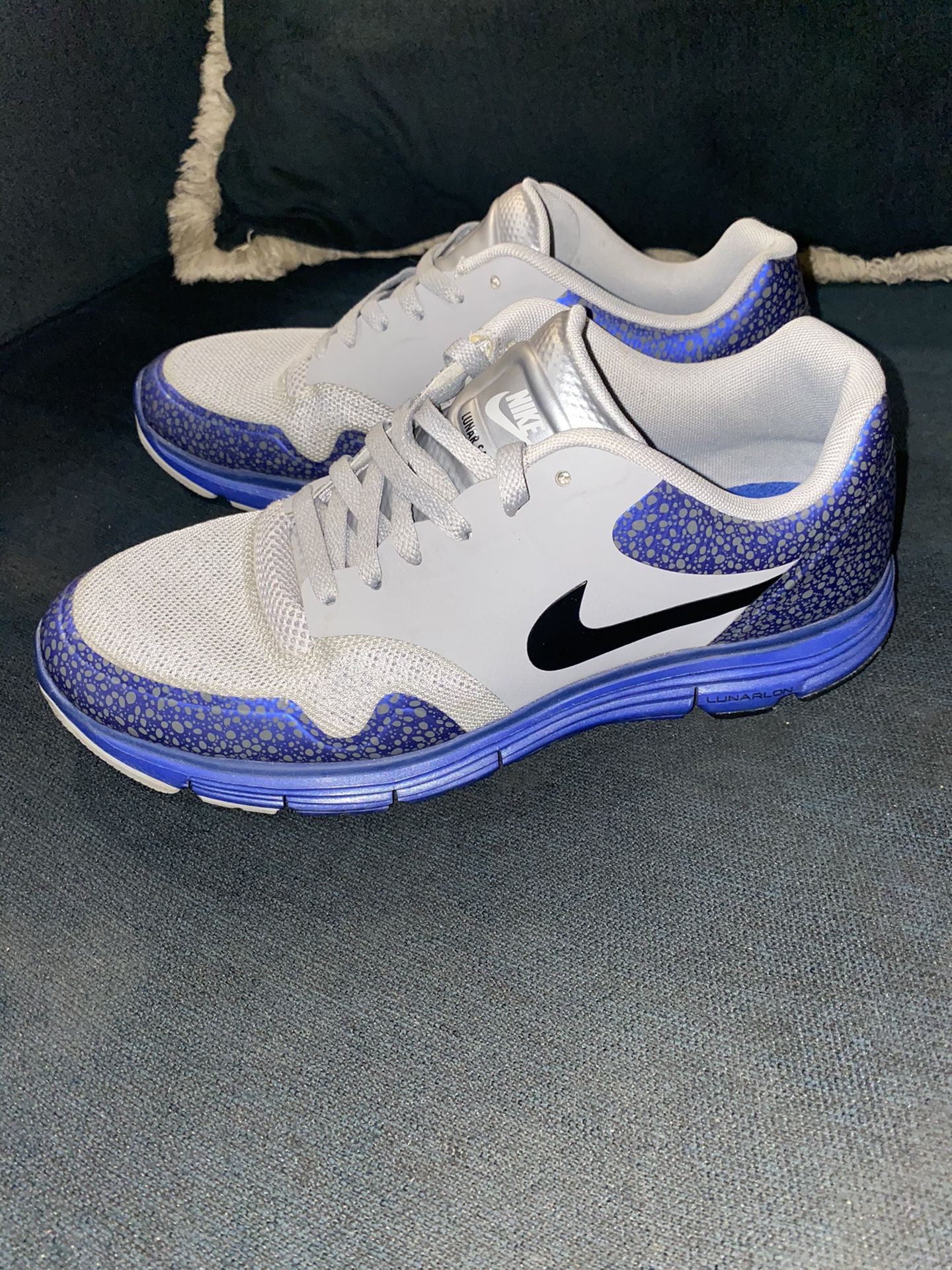 New Nike Lunar Safari Men Running Shoes Sz. 9