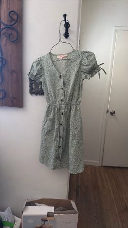 Girls dress