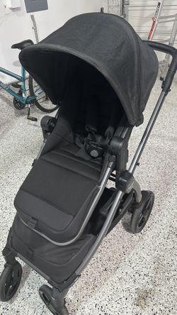 Peg Perego Travel System – Onyx | Stroller + Car Seat + 2 Bases | Like New