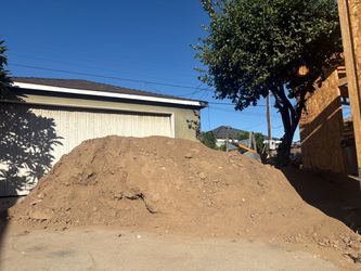 FREE DIRT!!!