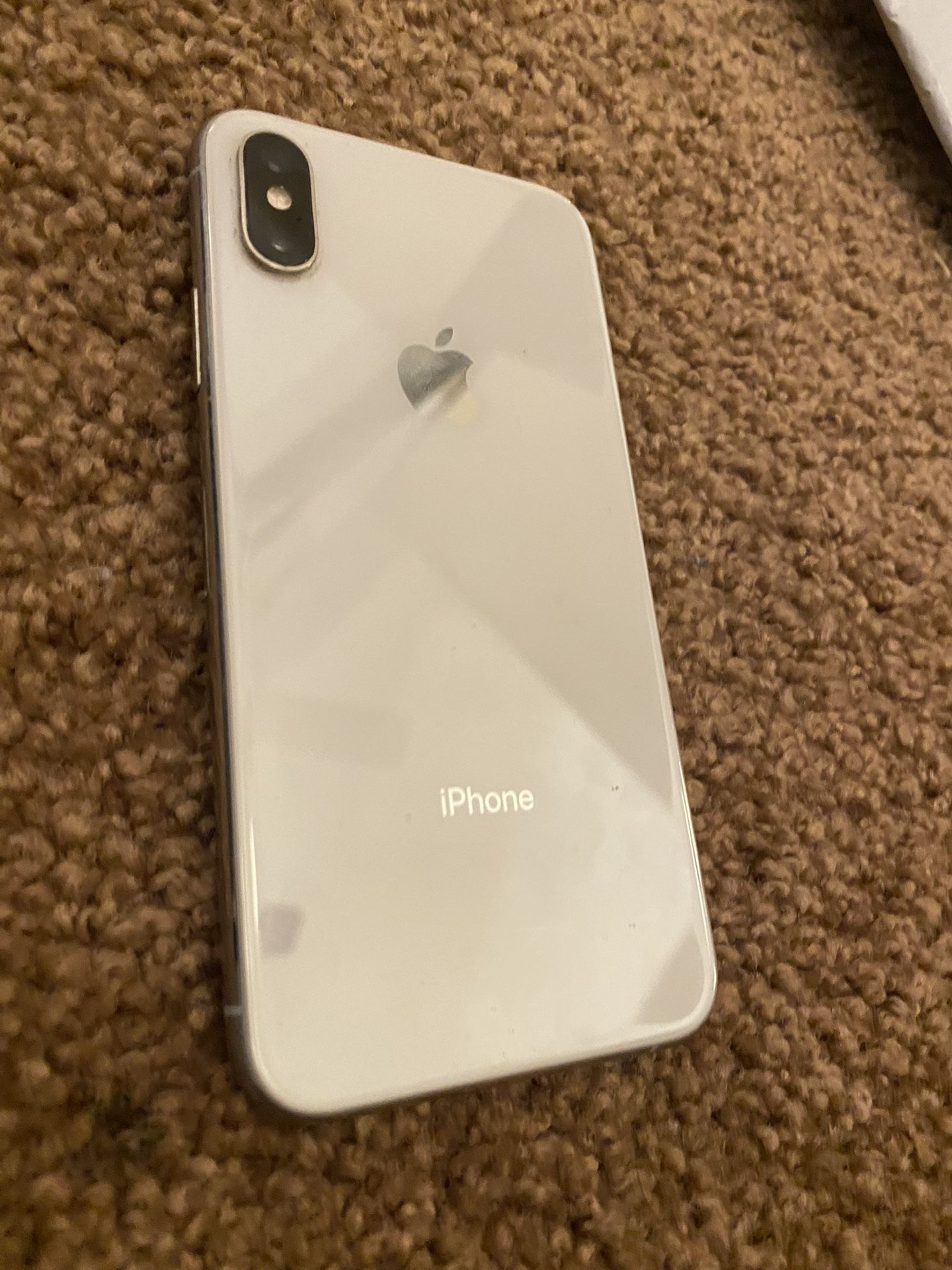 iPhone XS