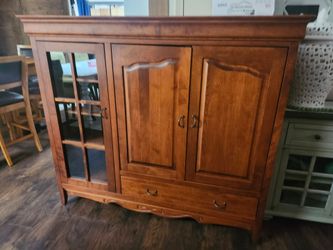 tv cabinet