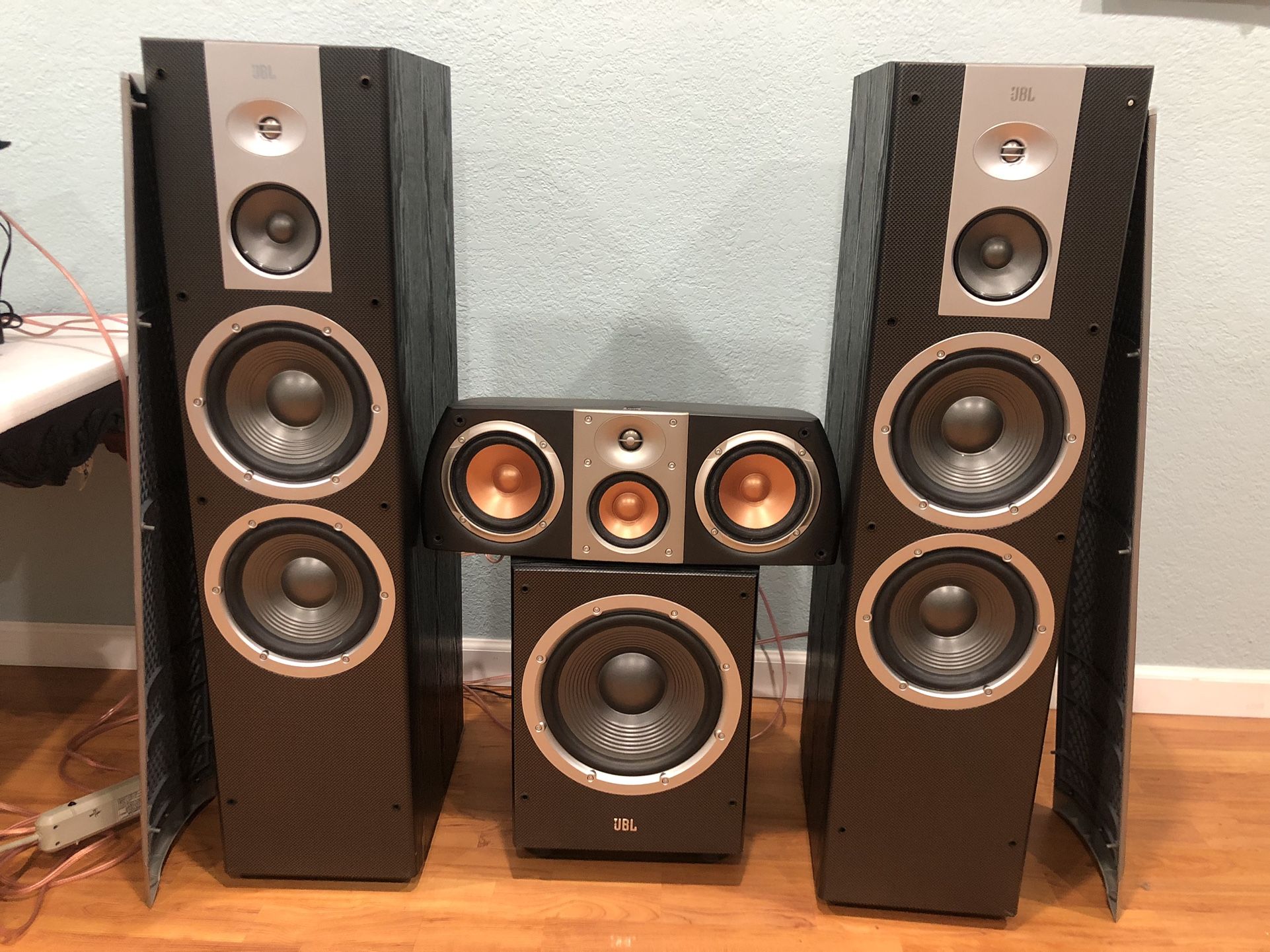 JBL FLOORSTANDING SPEAKERS , CENTER SPEAKER AND SUBWOOFER for Sale in