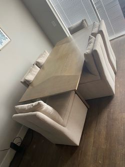 Dinning table with 6 rolling and cushioned chairs and side board