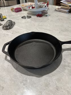 CAST IRON SKILLET