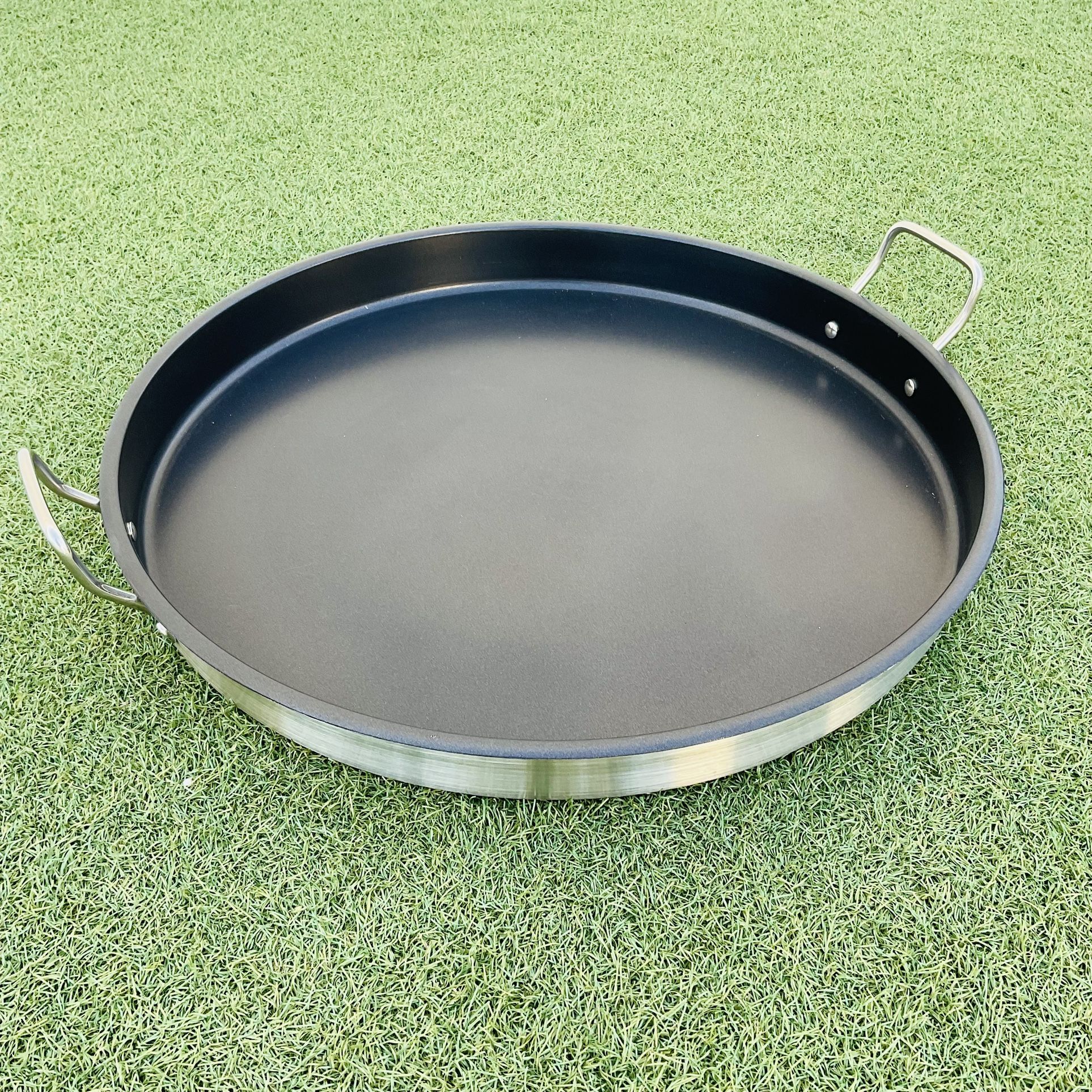 Comal Non Stick 24” Heavy Duty Steel for Sale in Stanton, CA - OfferUp