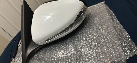 Mercedes-Benz Left mirror