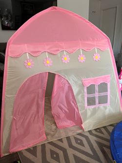 Pink Pop up Play house Tent
