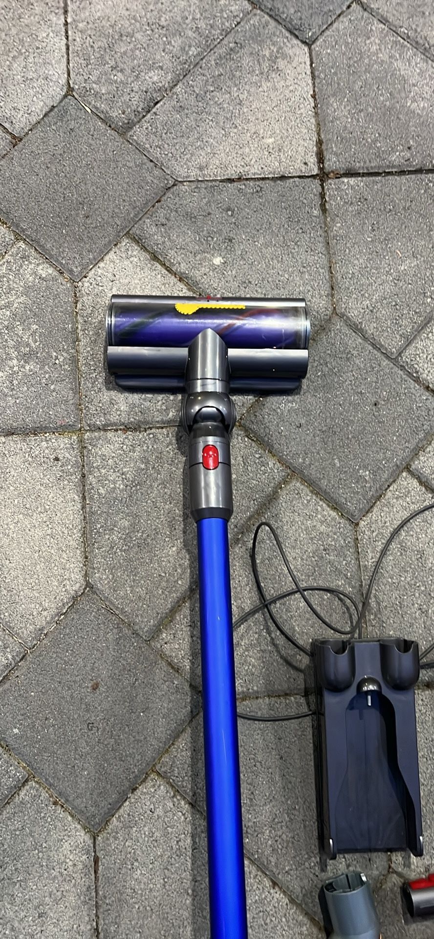 Dyson V11 Extra