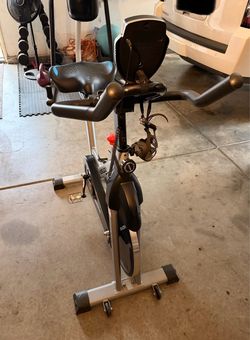 Yosuda Indoor Cycling Spin Bike
