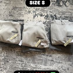 BRAND NEW ESSENTIALS HOODIES WITH BAGS AND TAGS‼️‼️🔌✅