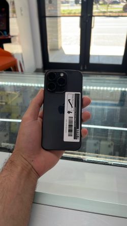 iPhone 15 Pro 256GB (Unlocked)