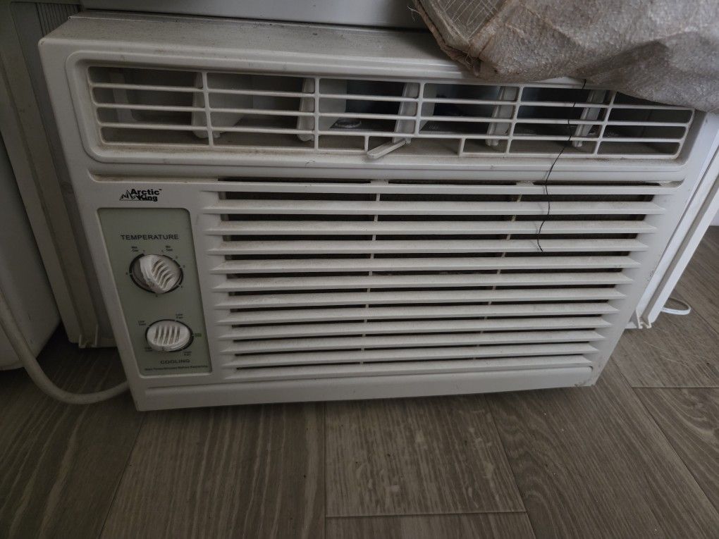 Artic King Window AC