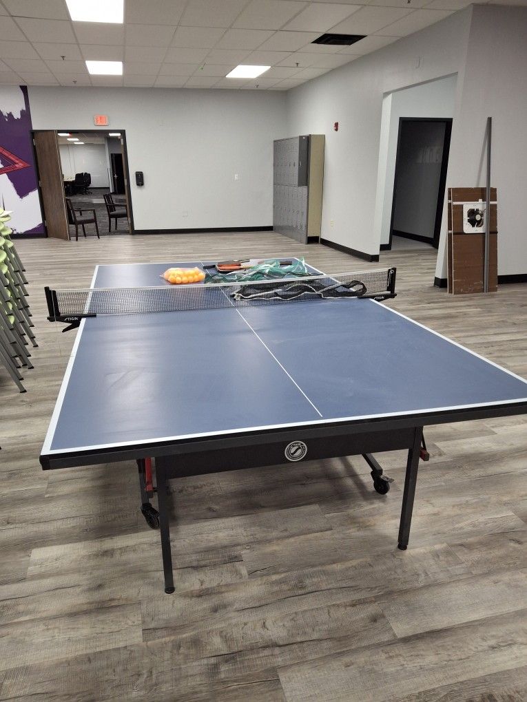 UnPing Pong Table.