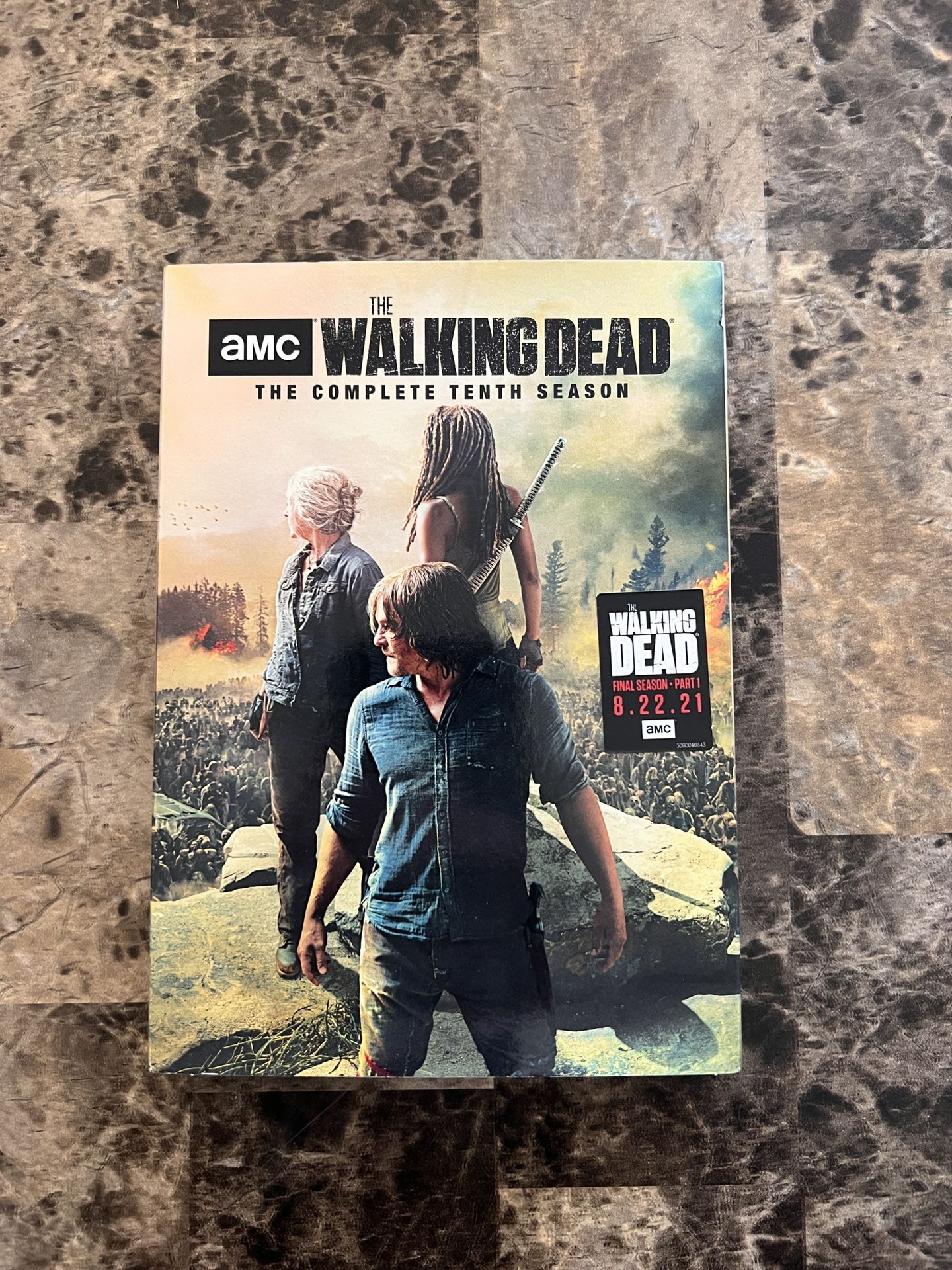 The Walking Dead: The Complete Tenth Season (DVD)