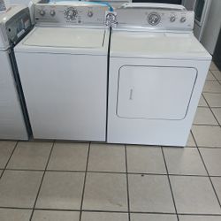 Maytag Washer & Dryer Set