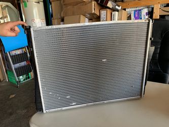 Radiator Model Pa66 - Gf30 (fits Many Makes And Models )nissan/gm/ect (5G)