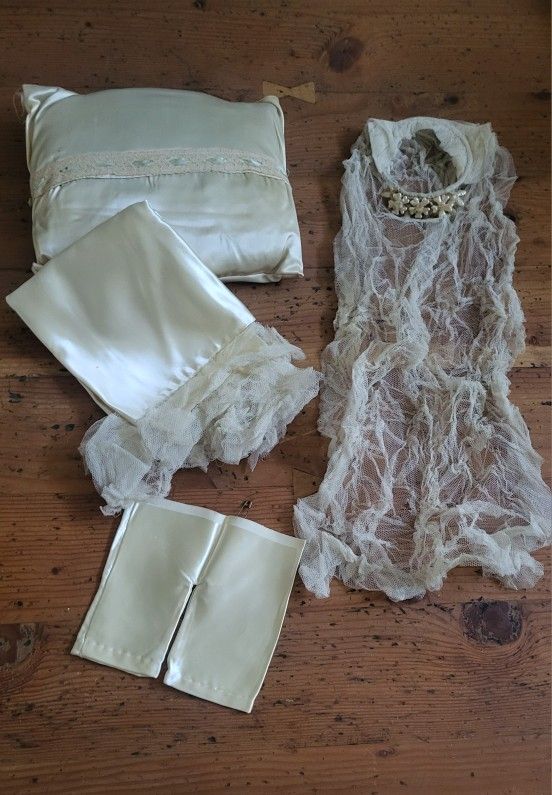 Antique Vintage Set Of Doll Accessories