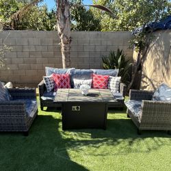 Patio Furniture set Outdoor New In The Box