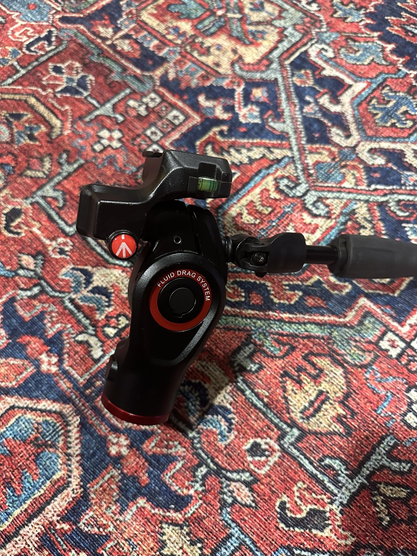 Manfrotto BeFree Fluid head