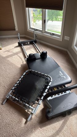 Aero Pilates reformer