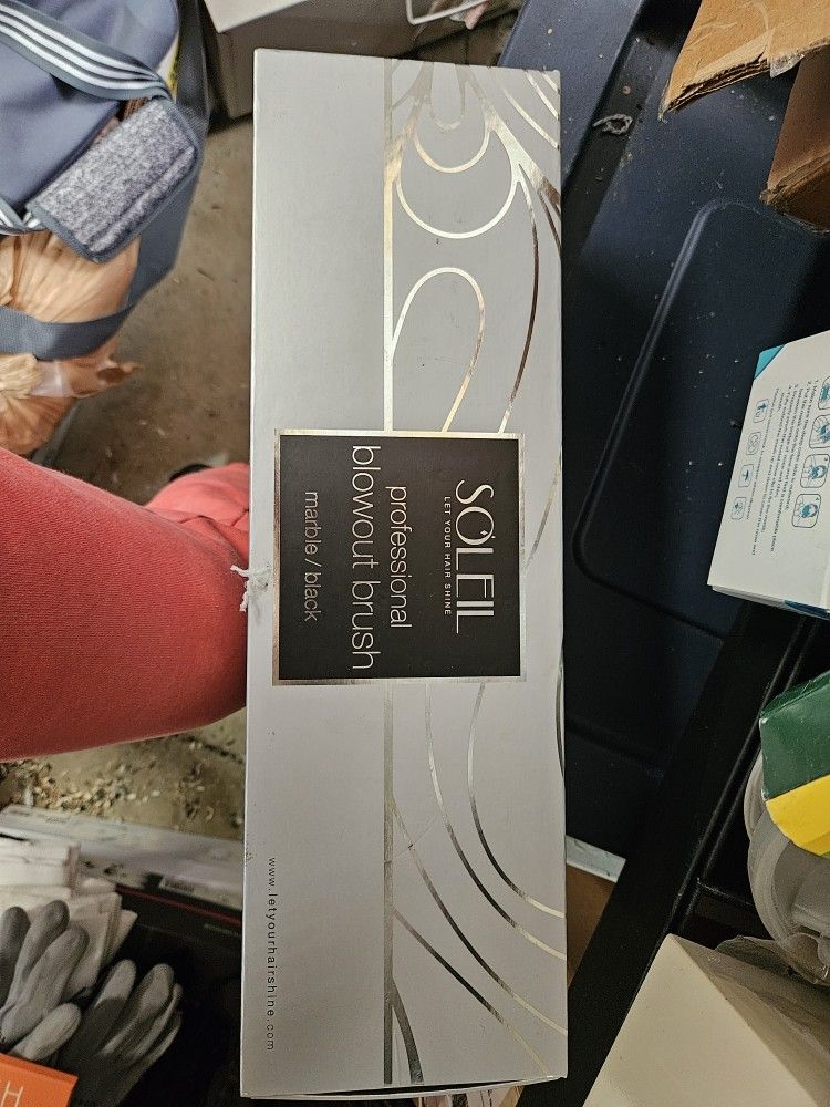 Soleil Blowout Brush