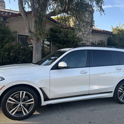 2020 BMW X7