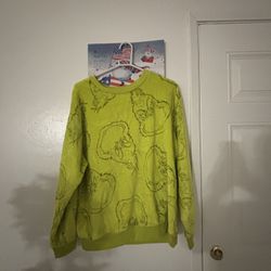 2022 Dr  Seuss Grinch Face Lime Green Sweatshirt Very Soft Fleece Crewneck 