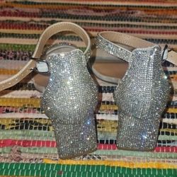 Heels 🌟🌟🌟🌟🌟