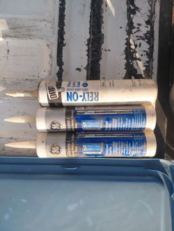 Unused Caulk & Silicone Sealant Bundle (3 Tubes)