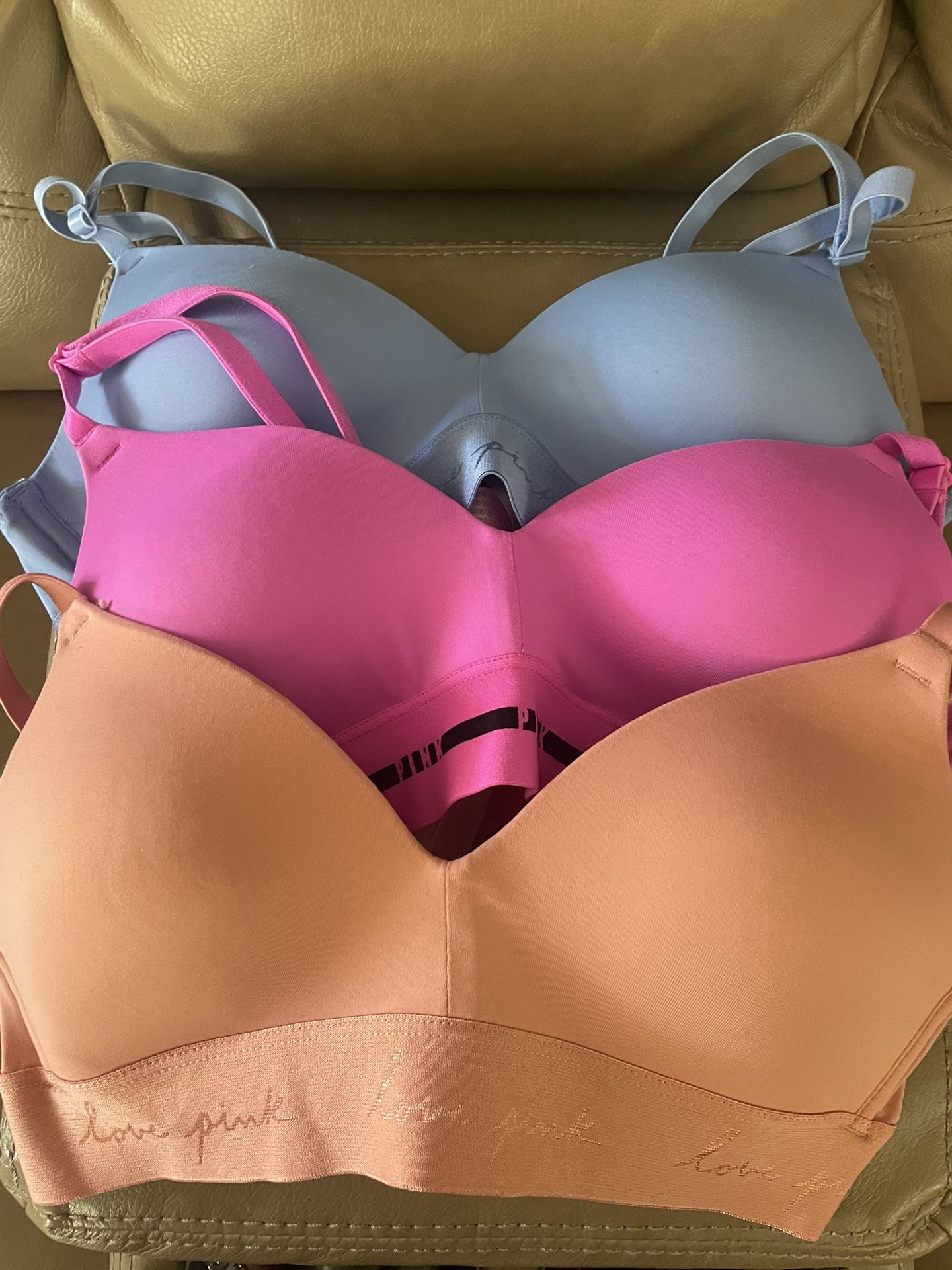 Victoria’s Secret Bras 32A