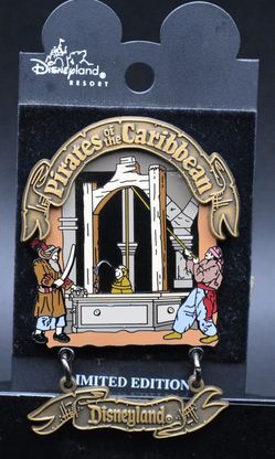 Disney Pirates of the Caribbean Memorable Scenes Dunking Mayor LE 3500 Pin (C9)