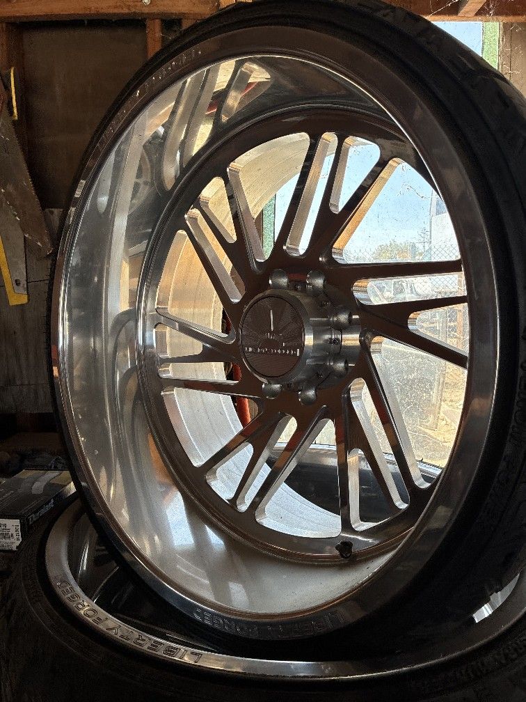 26 inch Rims with brand New tires