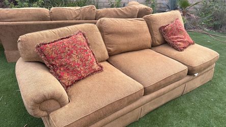 Free corner couches